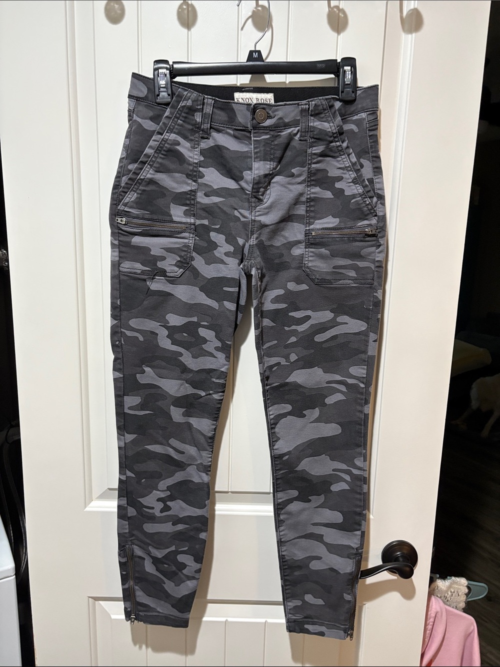 Knox Rose Gray Camo Cargo Pants